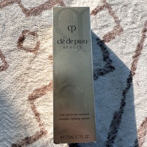 Cle De Peau Brand New Refining Essence